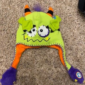Super fun Flipeez kids “monster” snow, ski hat!